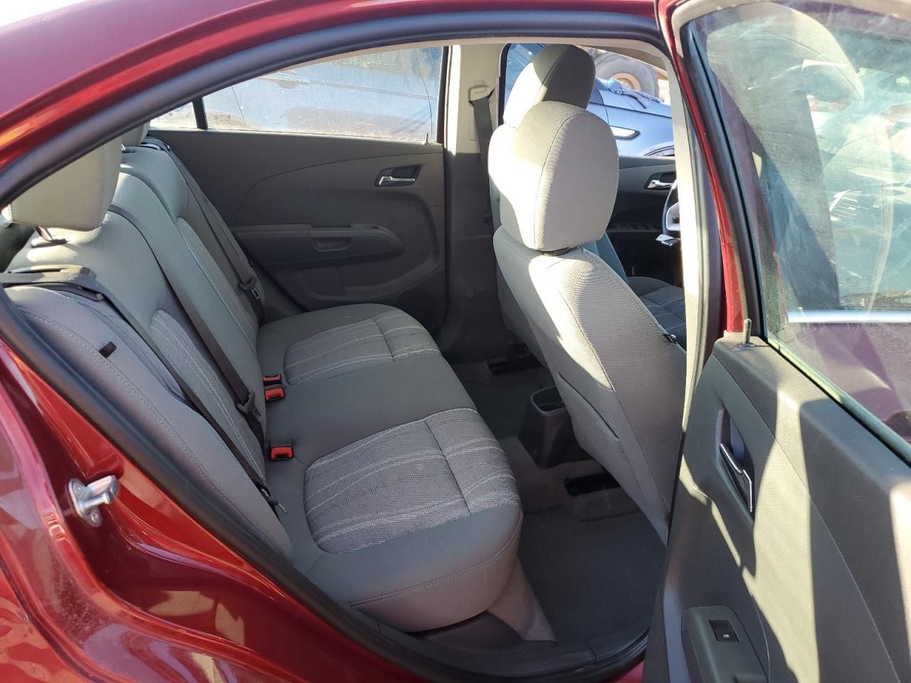 Photo 9 VIN: 1G1JD5SB8L4105086 - CHEVROLET SONIC 