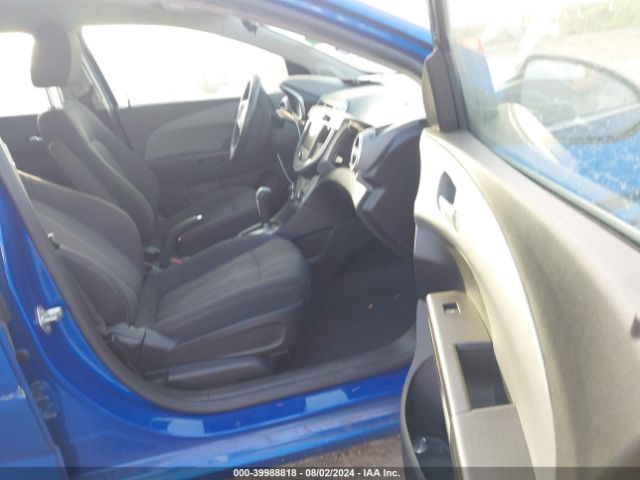 Photo 4 VIN: 1G1JD5SB9K4112398 - CHEVROLET SONIC 