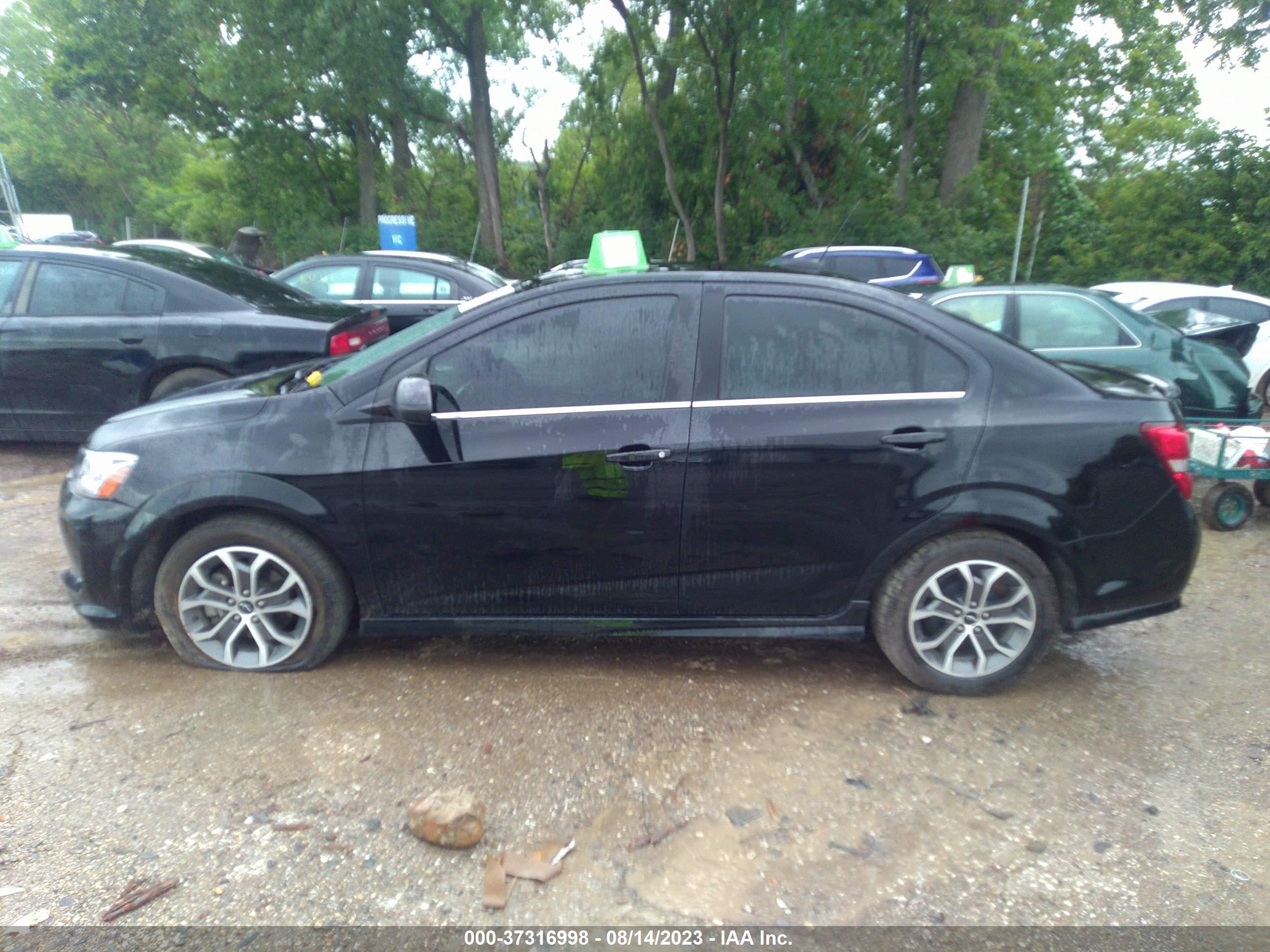 Photo 13 VIN: 1G1JD5SBXK4103032 - CHEVROLET SONIC 