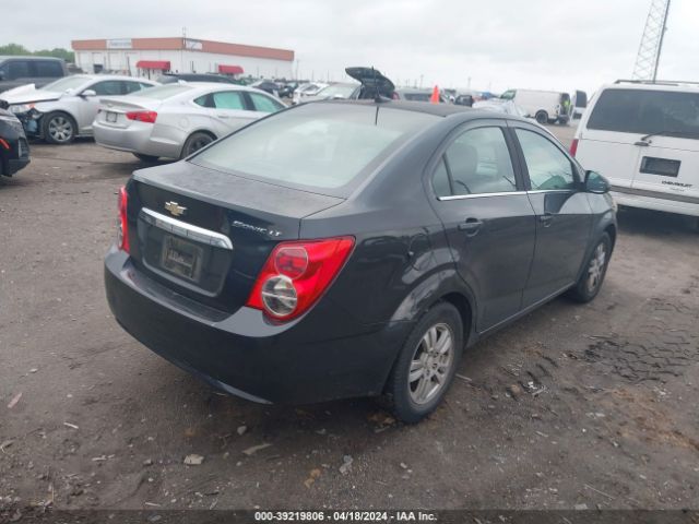 Photo 3 VIN: 1G1JD5SH0E4137019 - CHEVROLET SONIC 