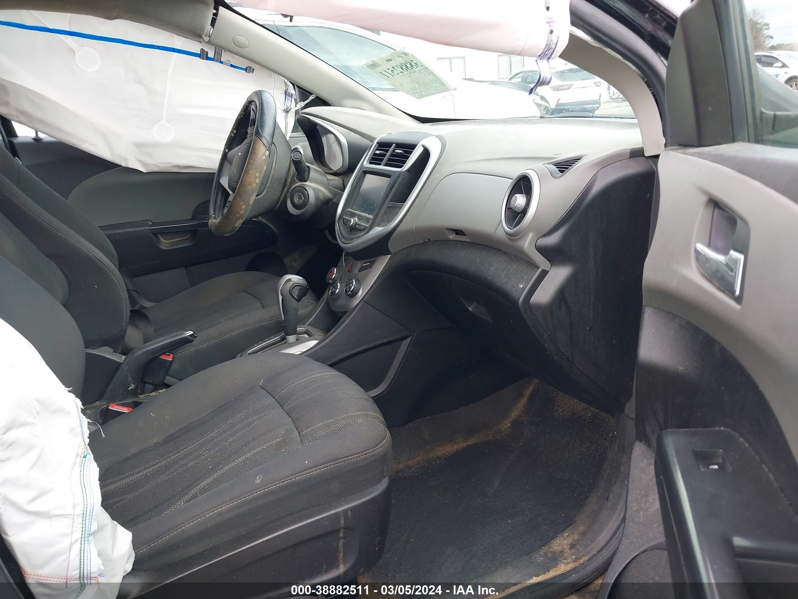 Photo 4 VIN: 1G1JD5SH1H4128463 - CHEVROLET SONIC 