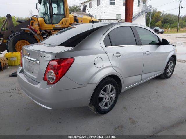 Photo 3 VIN: 1G1JD5SH2G4150177 - CHEVROLET SONIC 