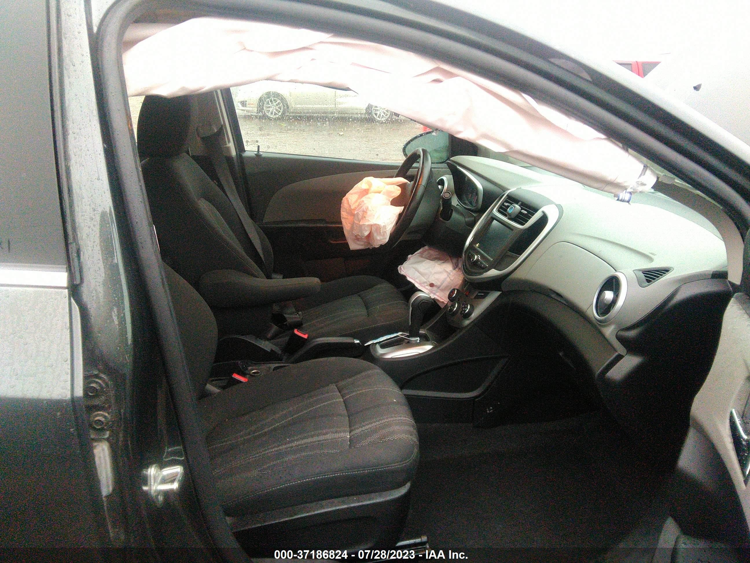 Photo 4 VIN: 1G1JD5SH2H4108206 - CHEVROLET SONIC 