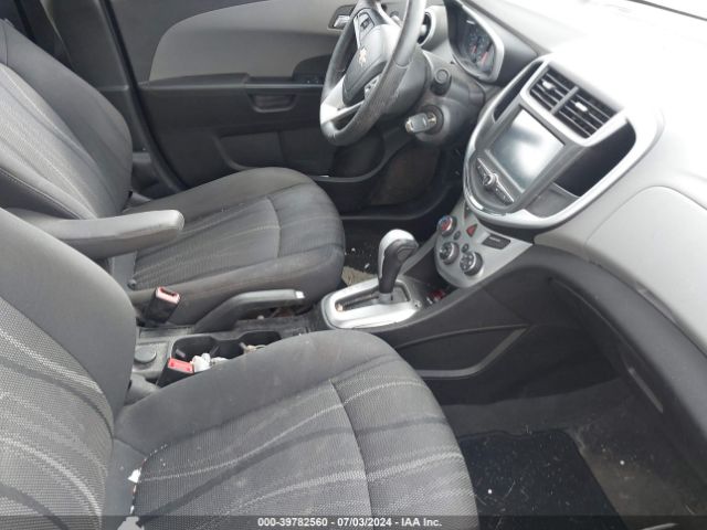 Photo 4 VIN: 1G1JD5SH2H4148186 - CHEVROLET SONIC 