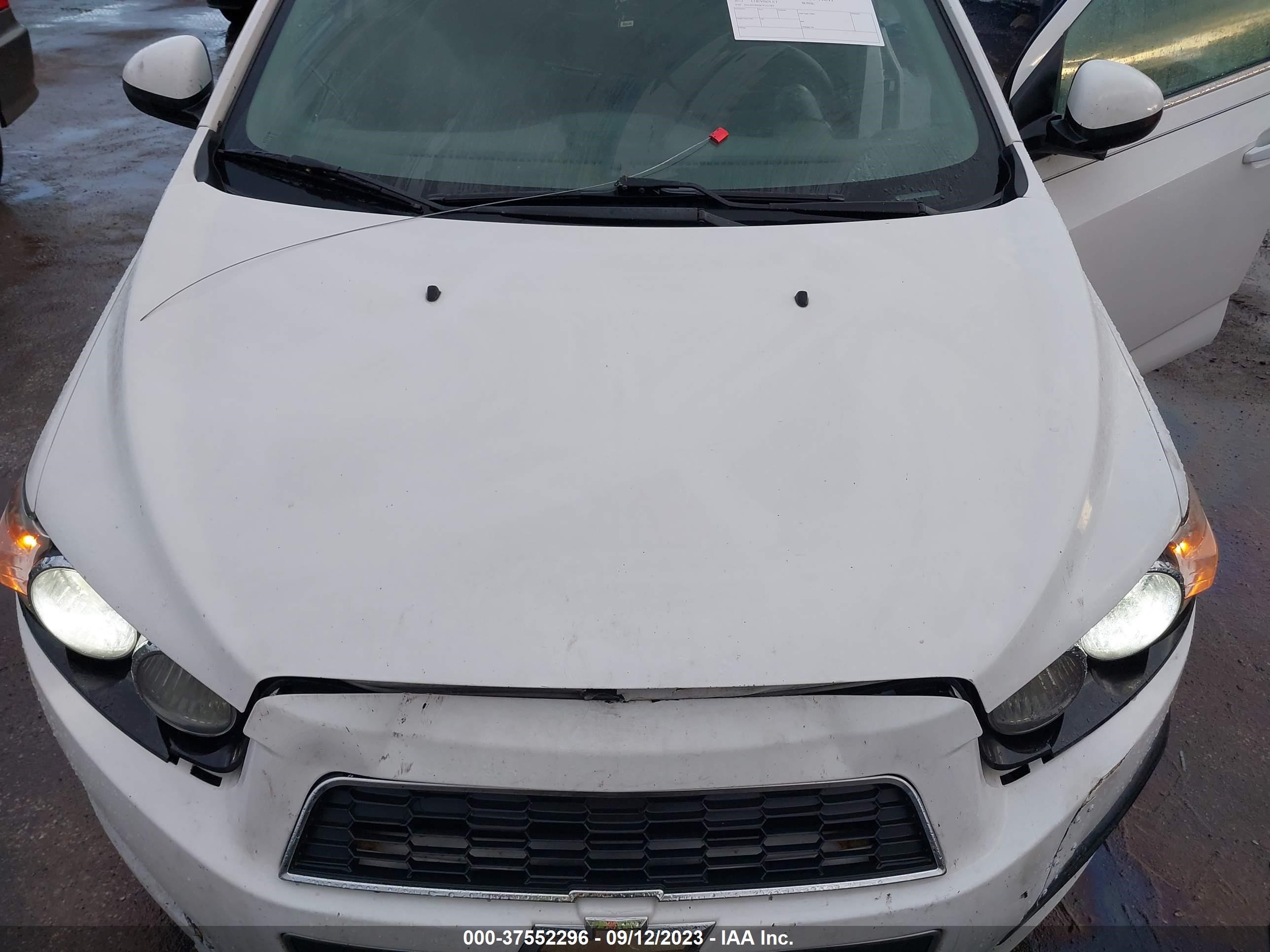 Photo 9 VIN: 1G1JD5SH3C4101385 - CHEVROLET SONIC 