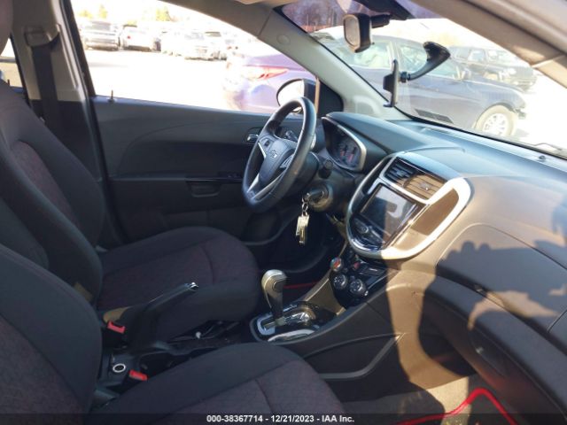 Photo 4 VIN: 1G1JD5SH3J4116126 - CHEVROLET SONIC 