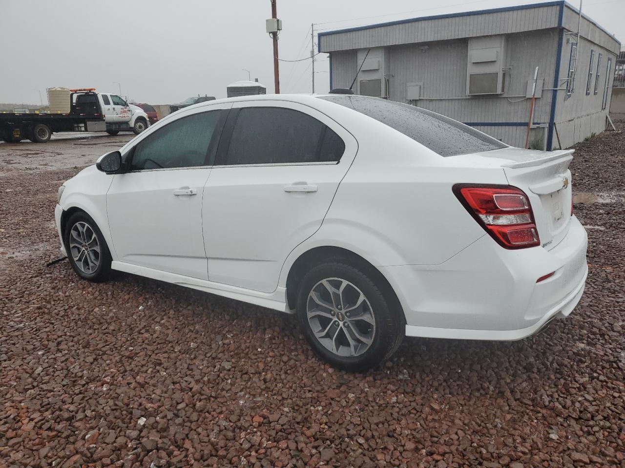 Photo 1 VIN: 1G1JD5SH4H4137691 - CHEVROLET SONIC 