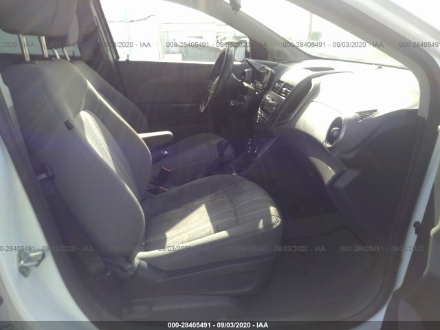 Photo 4 VIN: 1G1JD5SH5C4100349 - CHEVROLET SONIC 