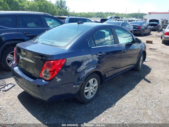 Photo 3 VIN: 1G1JD5SH7F4188874 - CHEVROLET SONIC 