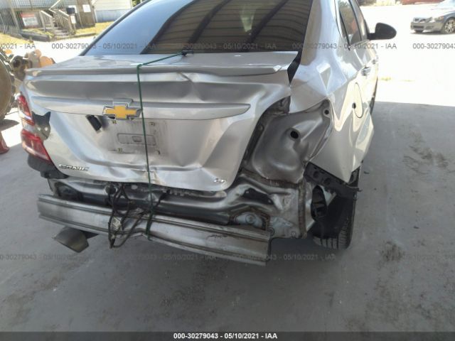 Photo 5 VIN: 1G1JD5SH7H4100702 - CHEVROLET SONIC 