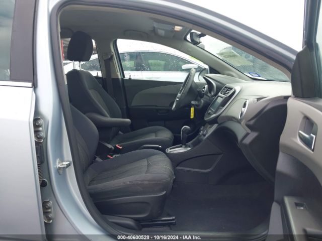 Photo 4 VIN: 1G1JD5SH7H4101610 - CHEVROLET SONIC 