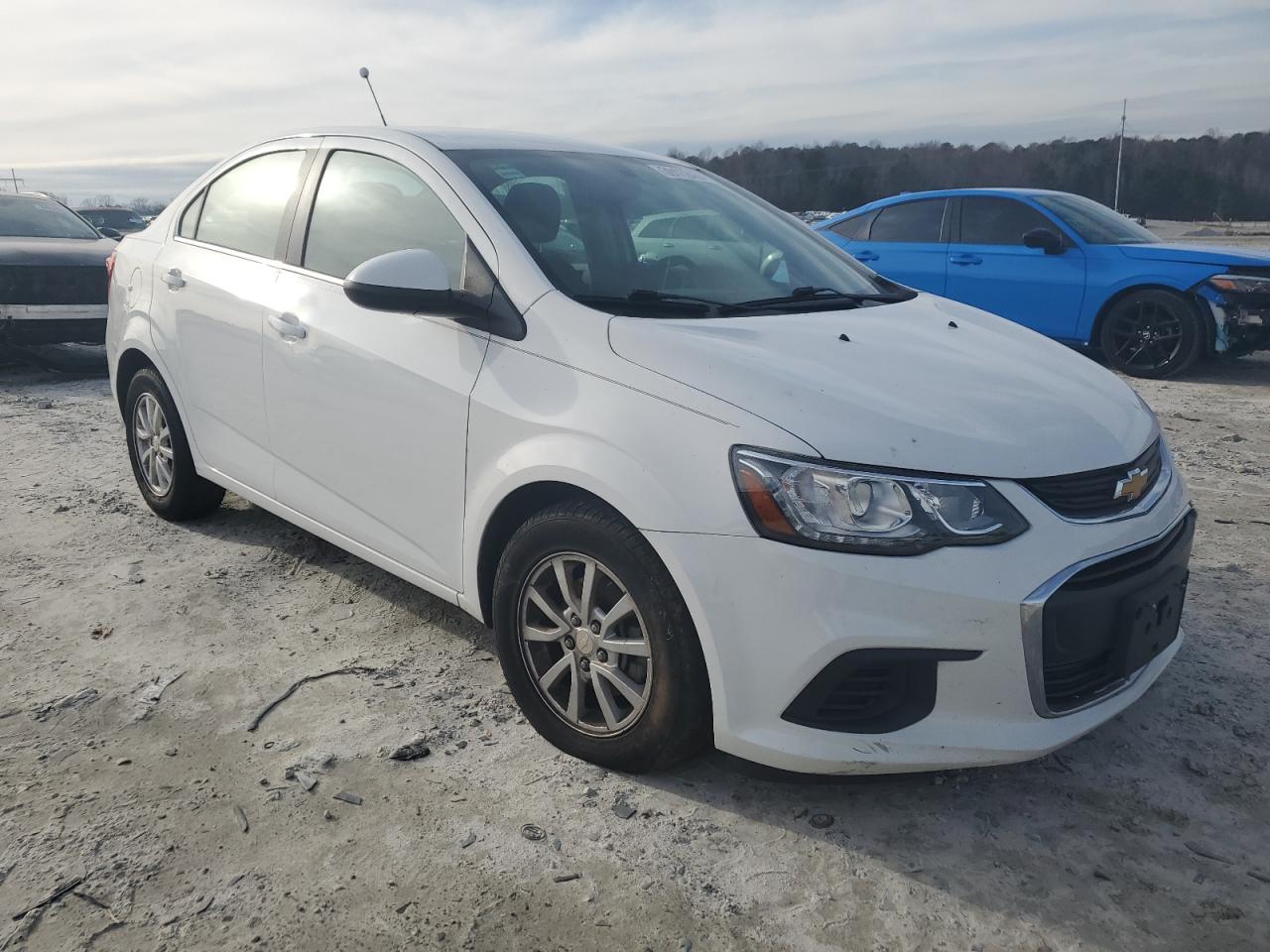 Photo 3 VIN: 1G1JD5SH7H4130394 - CHEVROLET SONIC 