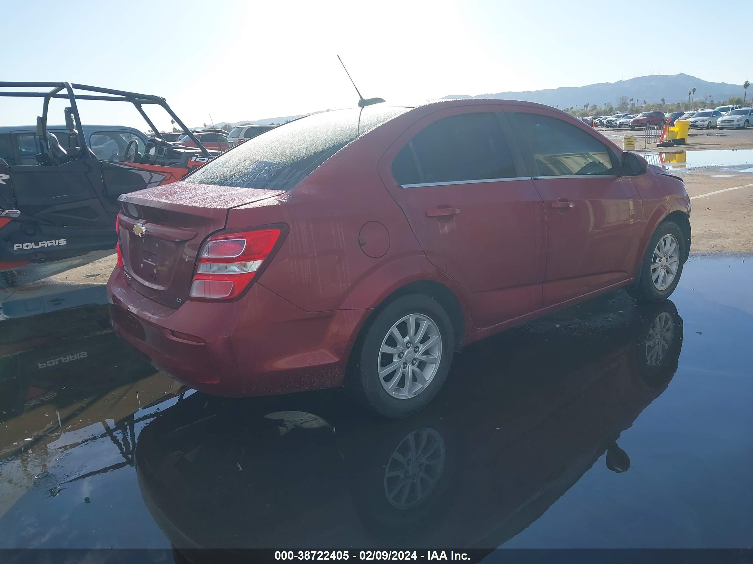 Photo 3 VIN: 1G1JD5SH7J4117652 - CHEVROLET SONIC 