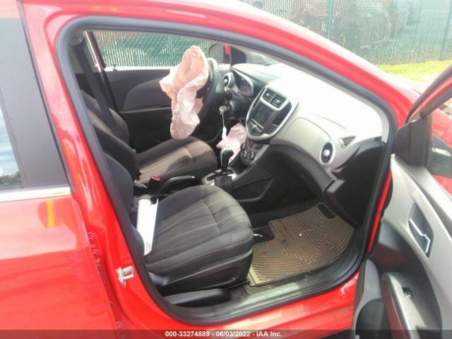 Photo 4 VIN: 1G1JD5SH8J4108541 - CHEVROLET SONIC 