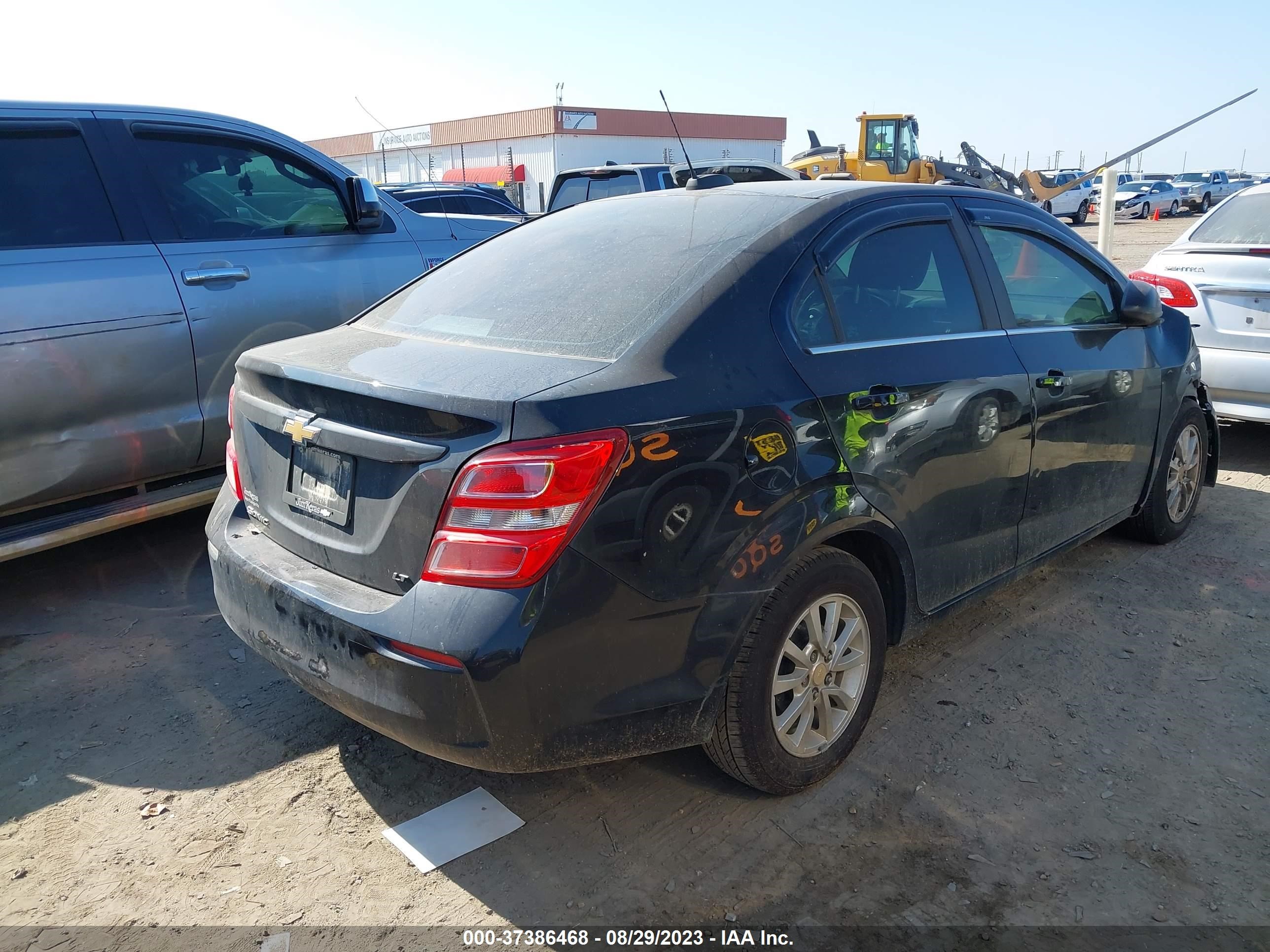 Photo 3 VIN: 1G1JD5SH8J4140941 - CHEVROLET SONIC 