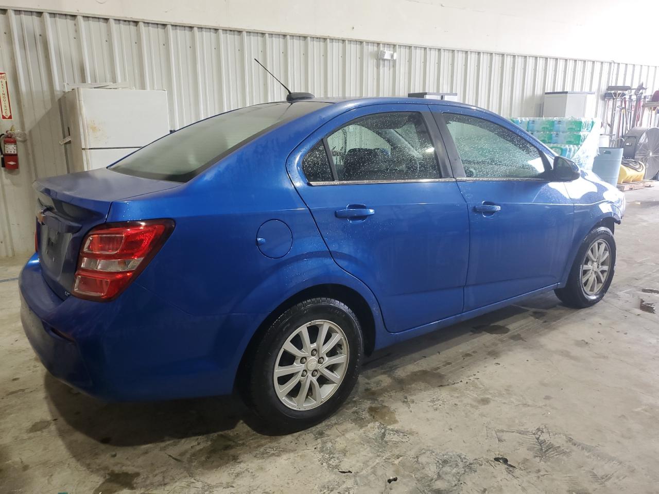 Photo 2 VIN: 1G1JD5SH9H4106789 - CHEVROLET SONIC 