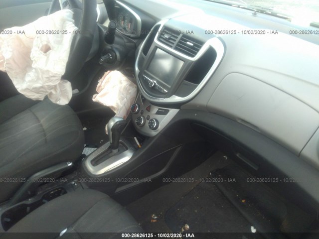 Photo 4 VIN: 1G1JD5SH9H4107019 - CHEVROLET SONIC 