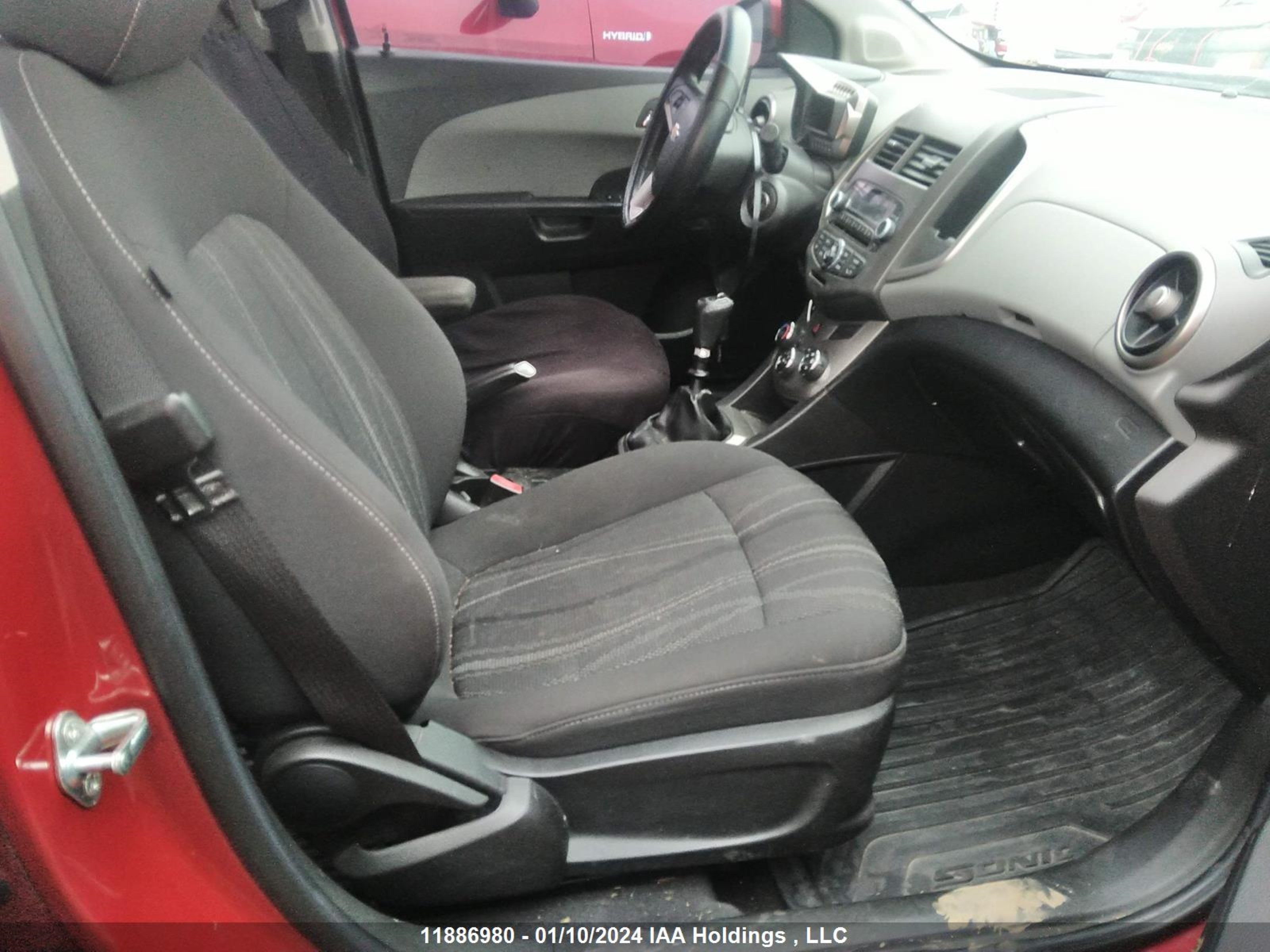 Photo 4 VIN: 1G1JD6EH2C4105557 - CHEVROLET SONIC 