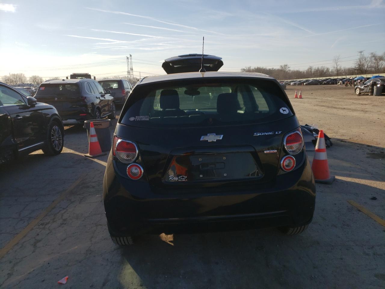 Photo 5 VIN: 1G1JD6SB1C4128845 - CHEVROLET SONIC 