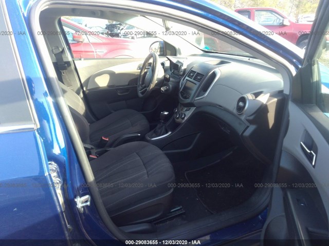 Photo 4 VIN: 1G1JD6SB2D4140472 - CHEVROLET SONIC 