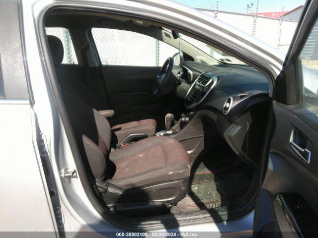 Photo 4 VIN: 1G1JD6SB2L4109169 - CHEVROLET SONIC 