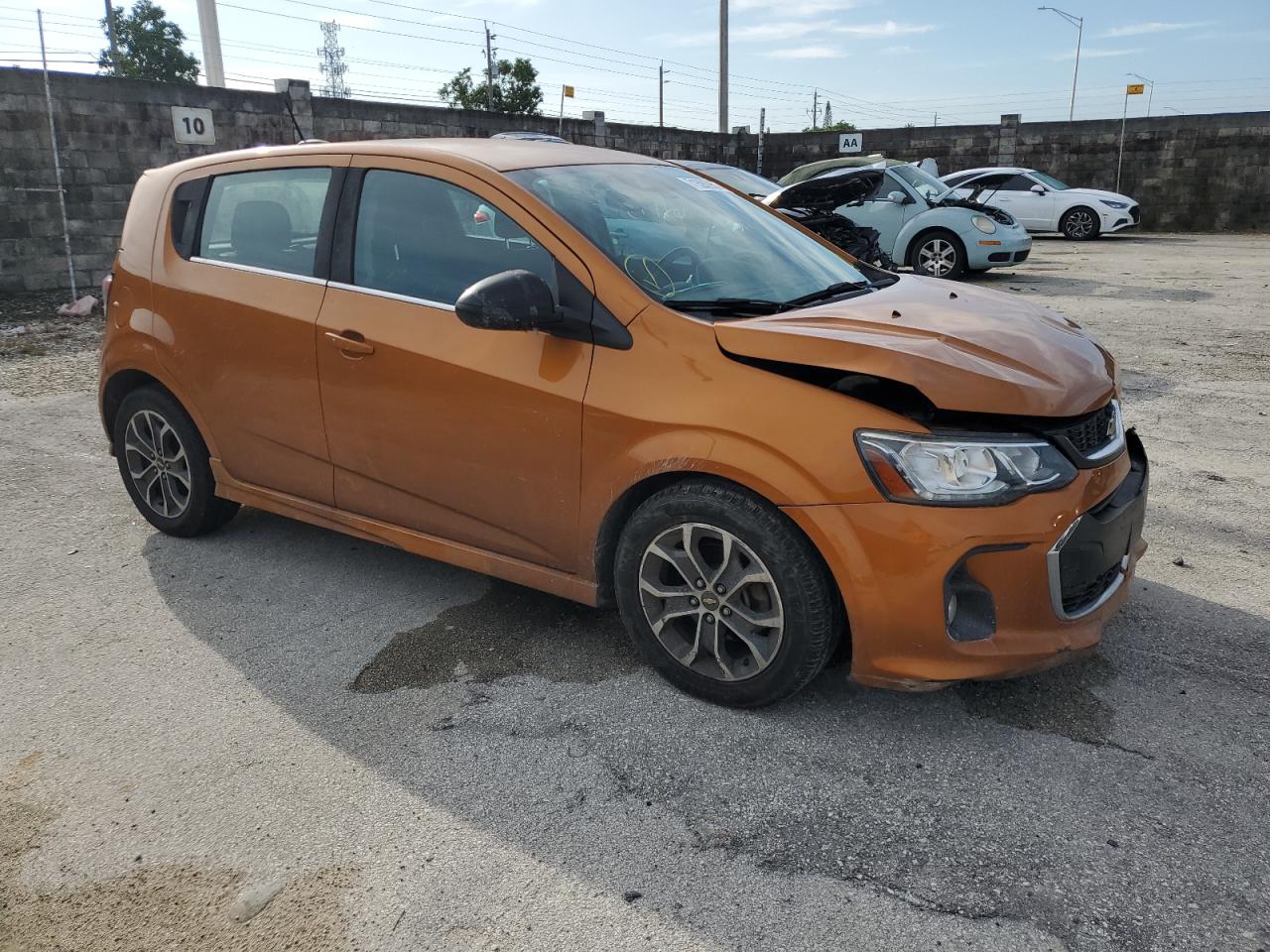 Photo 3 VIN: 1G1JD6SB3H4109706 - CHEVROLET SONIC 