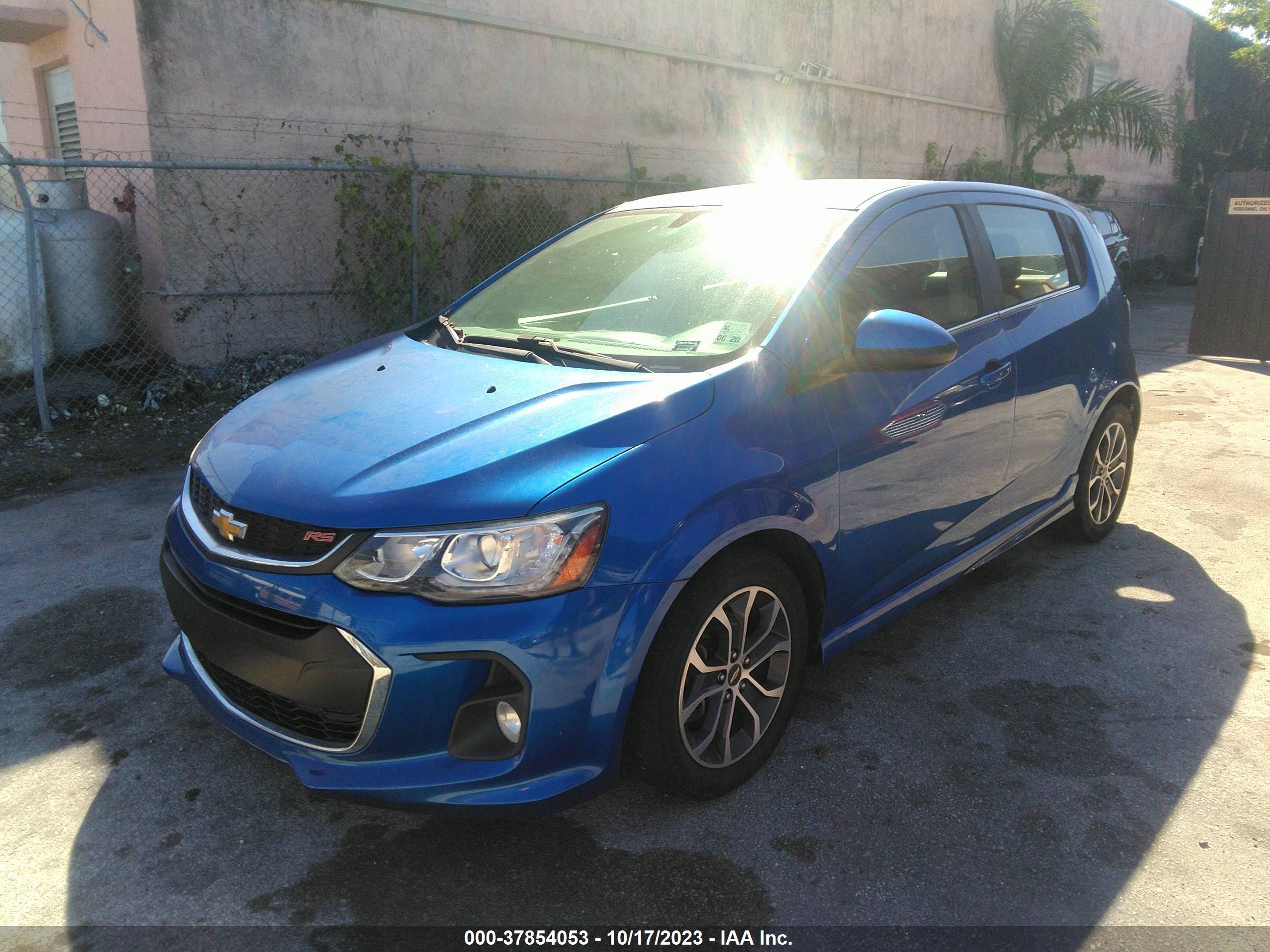 Photo 1 VIN: 1G1JD6SB3H4129826 - CHEVROLET SONIC 