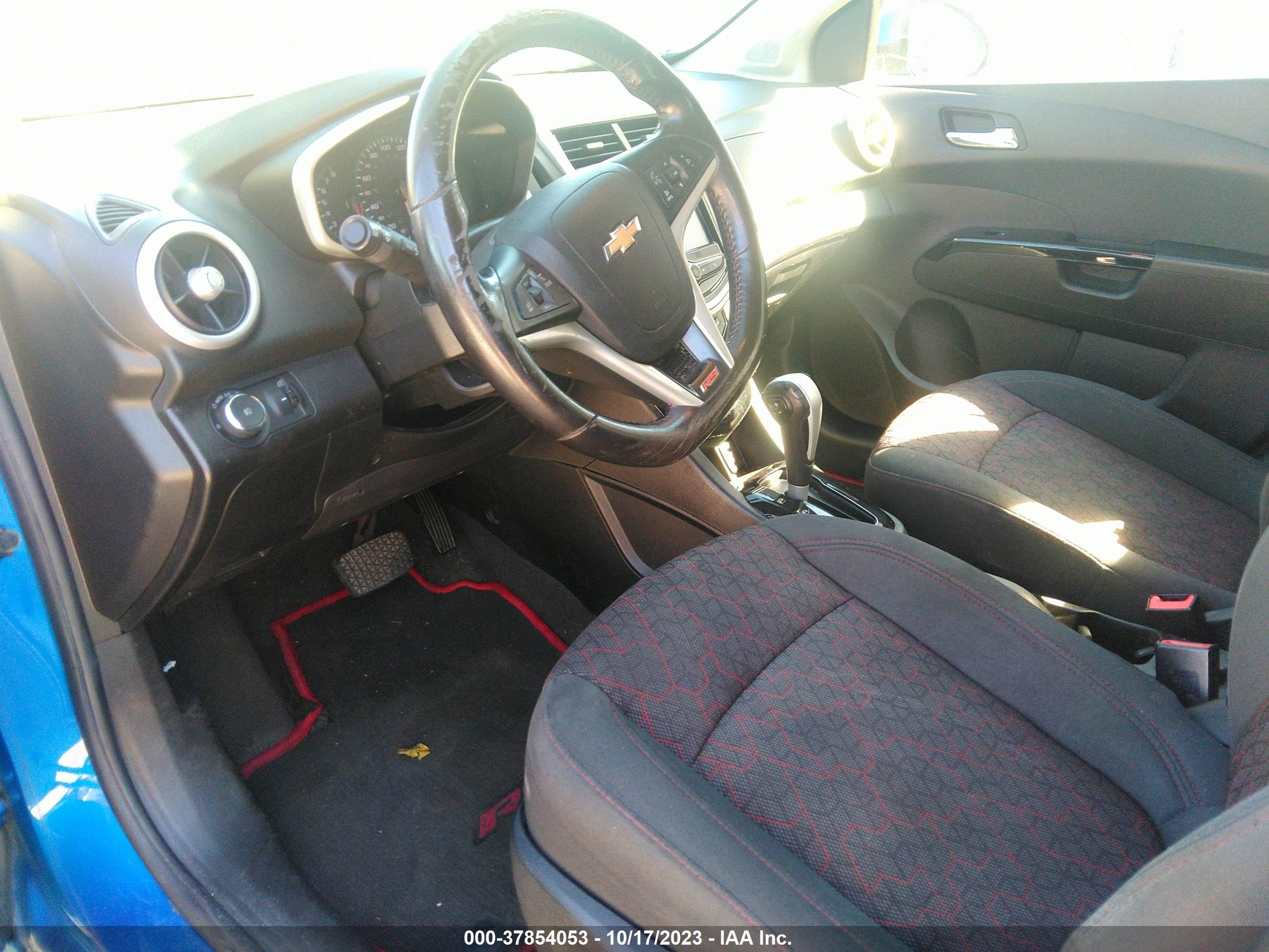 Photo 4 VIN: 1G1JD6SB3H4129826 - CHEVROLET SONIC 