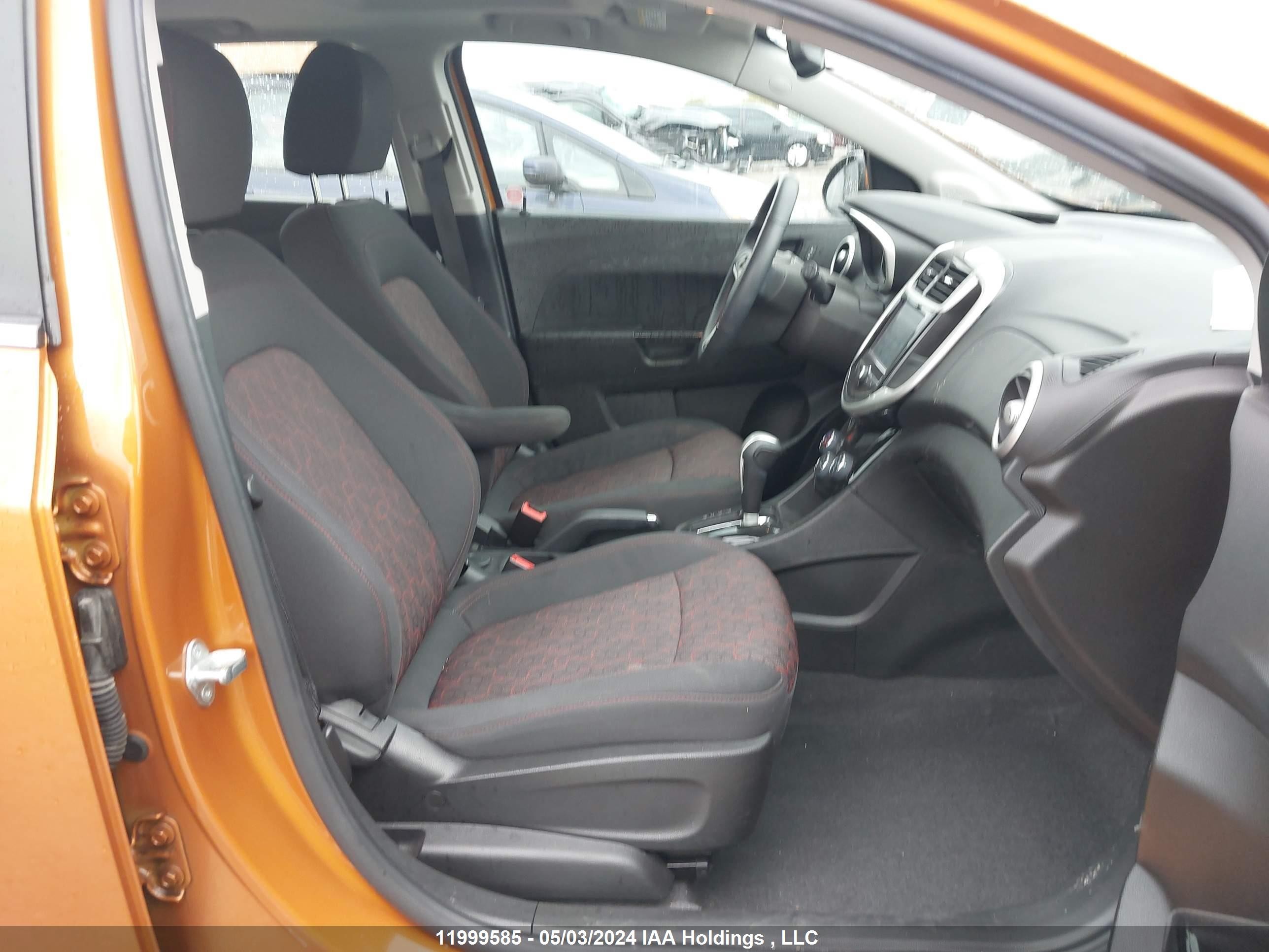 Photo 4 VIN: 1G1JD6SB3H4172997 - CHEVROLET SONIC 