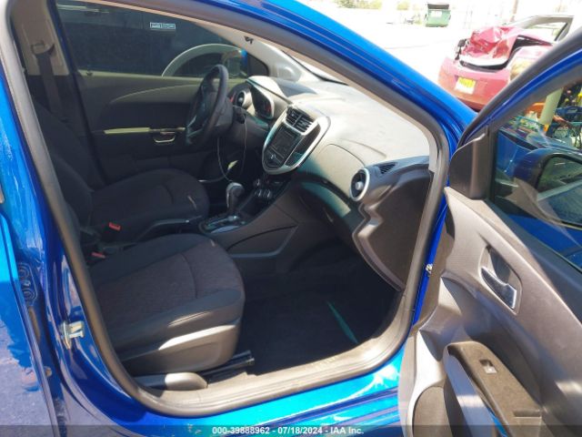 Photo 4 VIN: 1G1JD6SB5K4116017 - CHEVROLET SONIC 