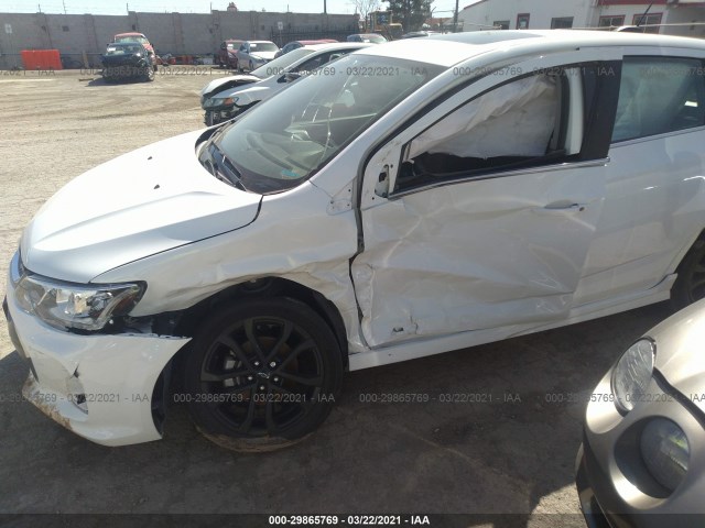 Photo 5 VIN: 1G1JD6SB6J4105882 - CHEVROLET SONIC 