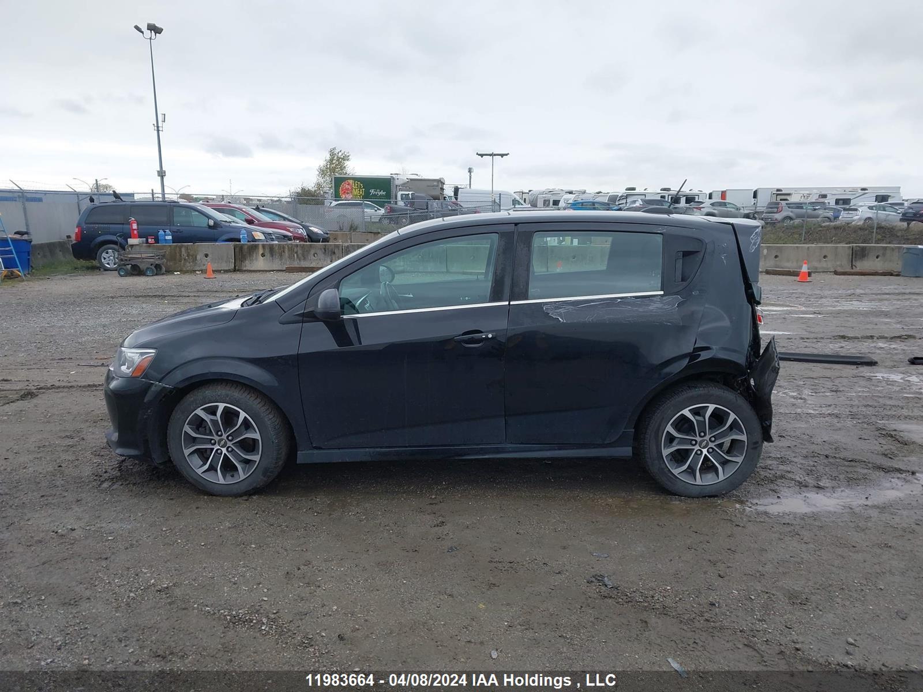 Photo 13 VIN: 1G1JD6SBXH4132738 - CHEVROLET SONIC 