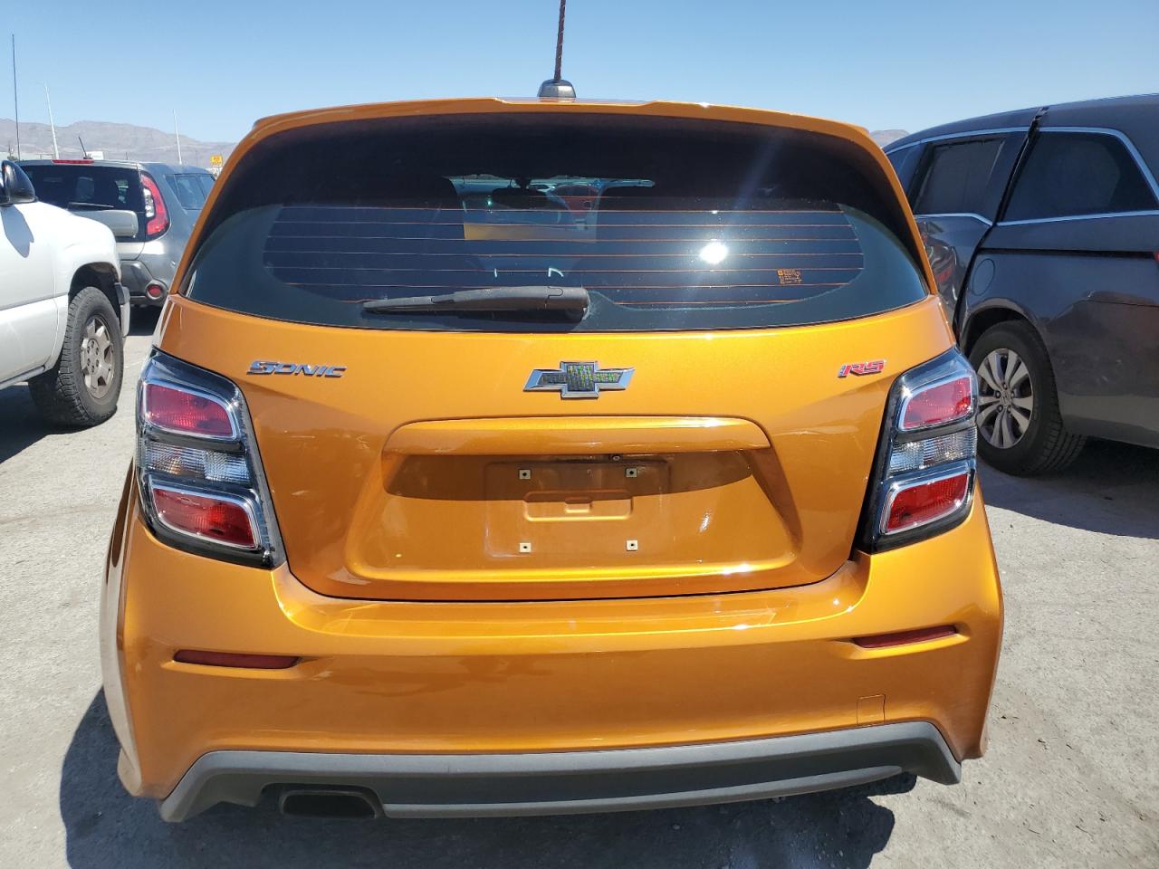 Photo 5 VIN: 1G1JD6SBXK4108138 - CHEVROLET SONIC 