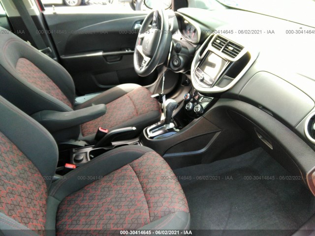 Photo 4 VIN: 1G1JD6SBXK4108401 - CHEVROLET SONIC 