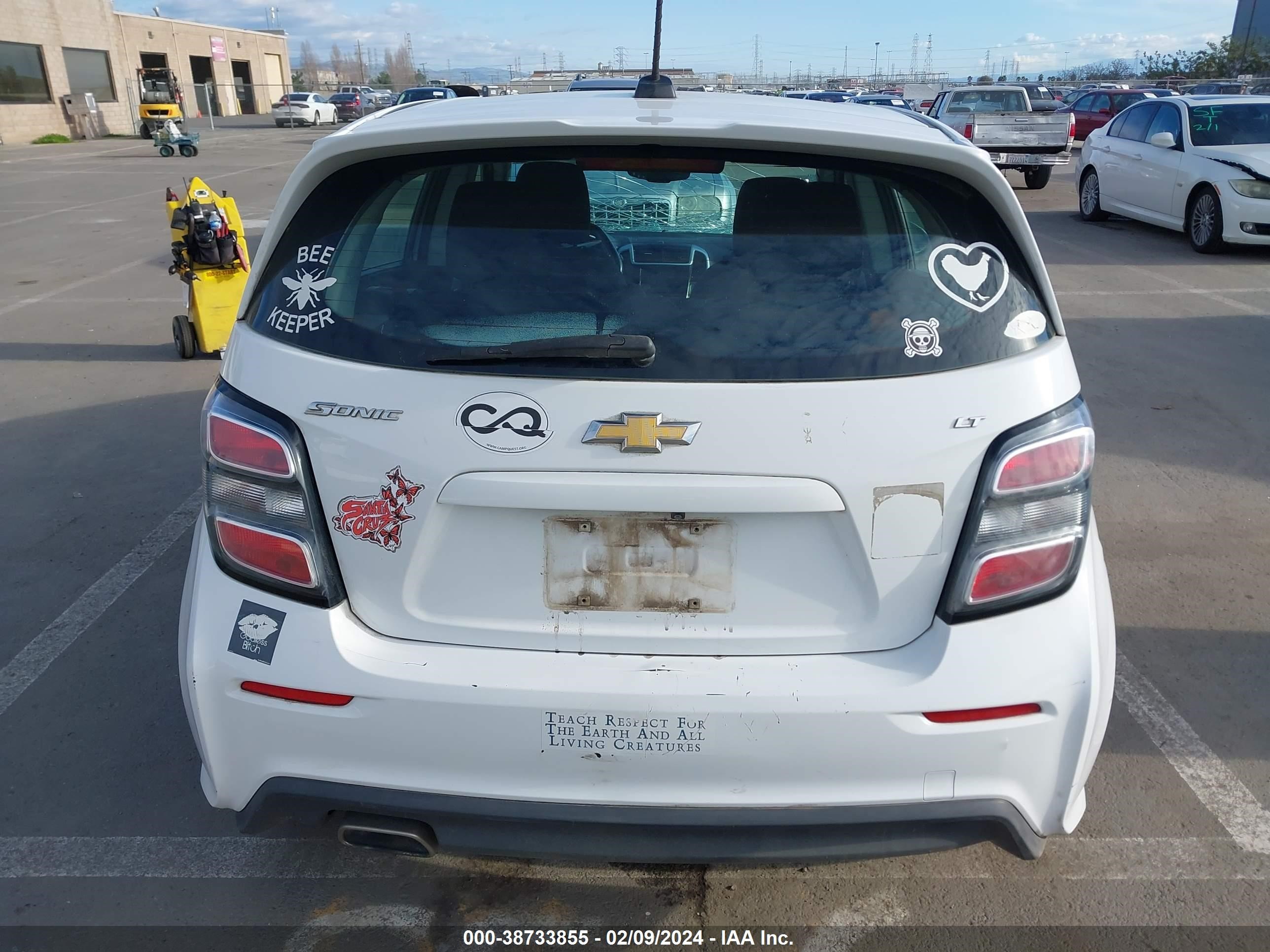 Photo 15 VIN: 1G1JD6SG7H4137701 - CHEVROLET SONIC 