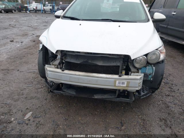 Photo 5 VIN: 1G1JD6SGXE4220096 - CHEVROLET SONIC 