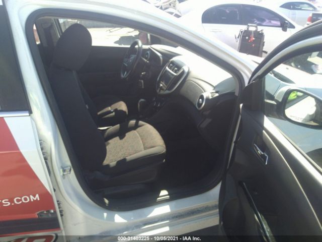 Photo 4 VIN: 1G1JD6SGXH4108645 - CHEVROLET SONIC 