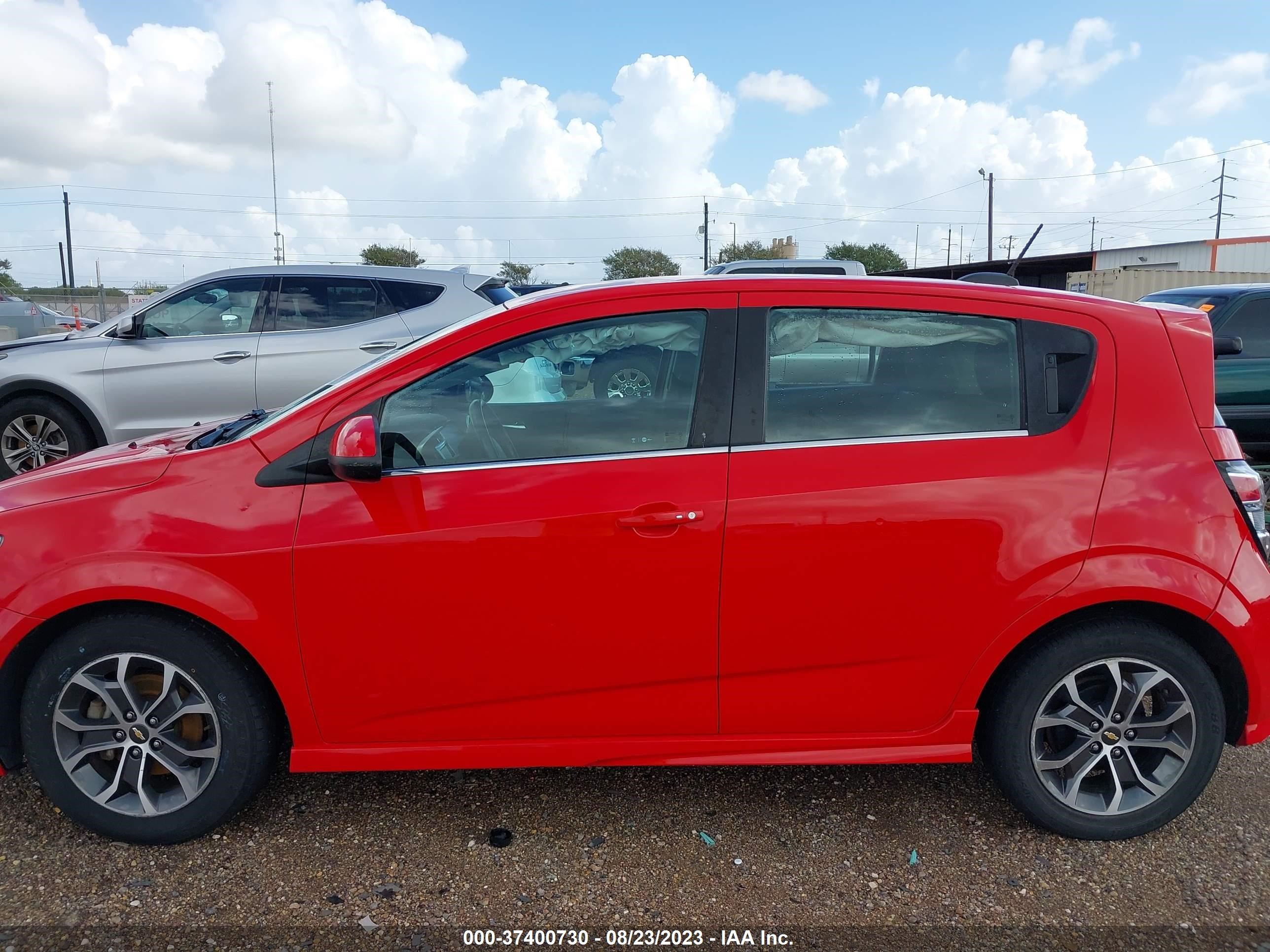 Photo 13 VIN: 1G1JD6SH1H4144796 - CHEVROLET SONIC 