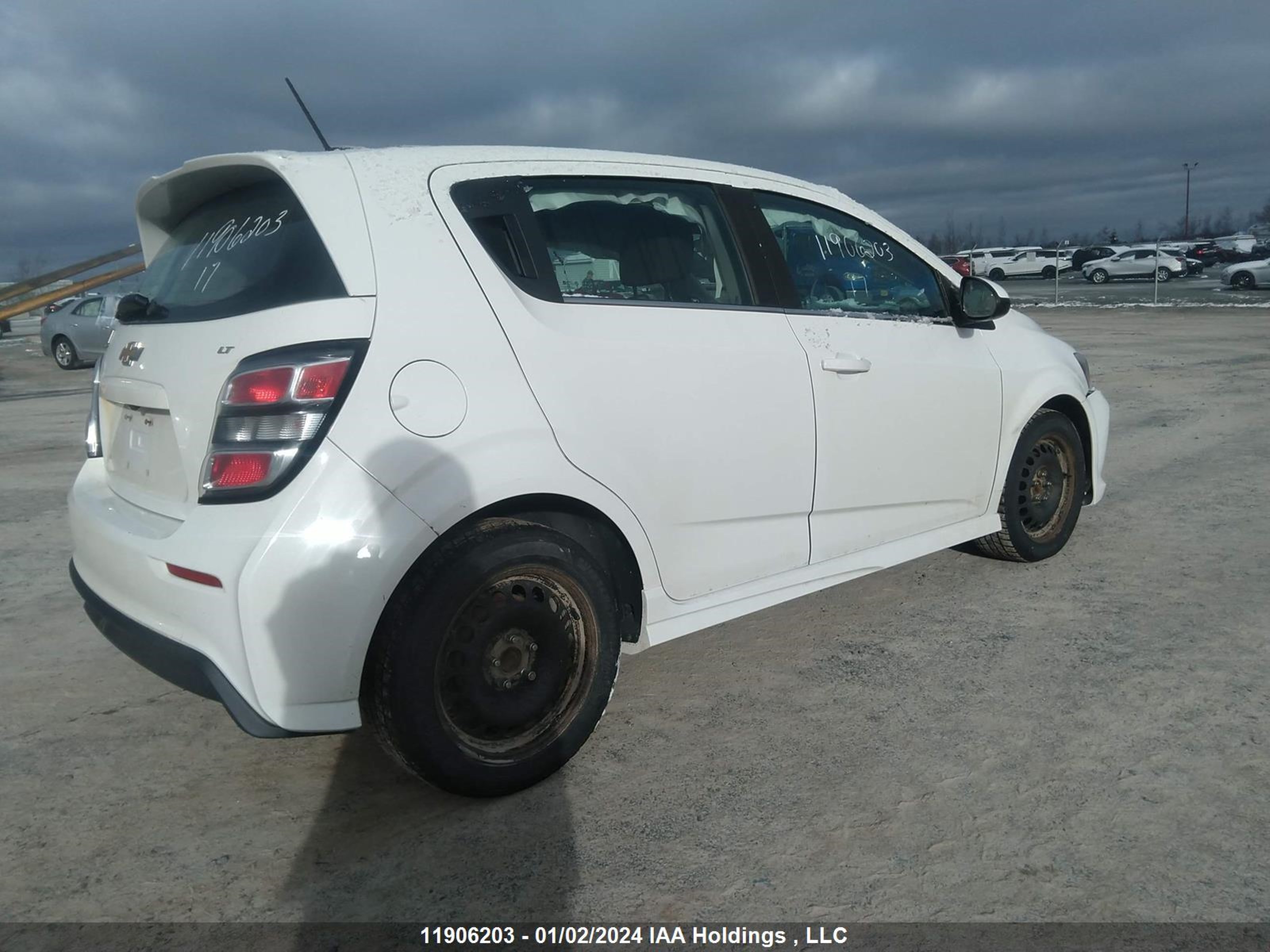 Photo 3 VIN: 1G1JD6SH1H4164322 - CHEVROLET SONIC 