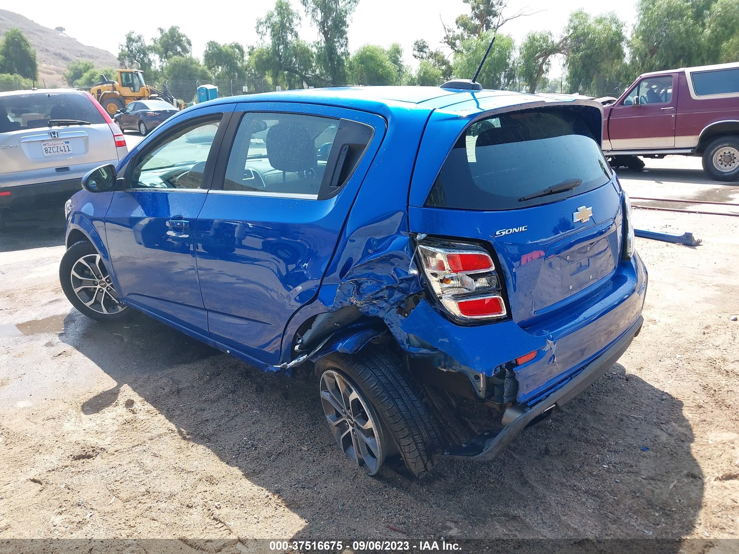 Photo 2 VIN: 1G1JD6SH7H4148254 - CHEVROLET SONIC 