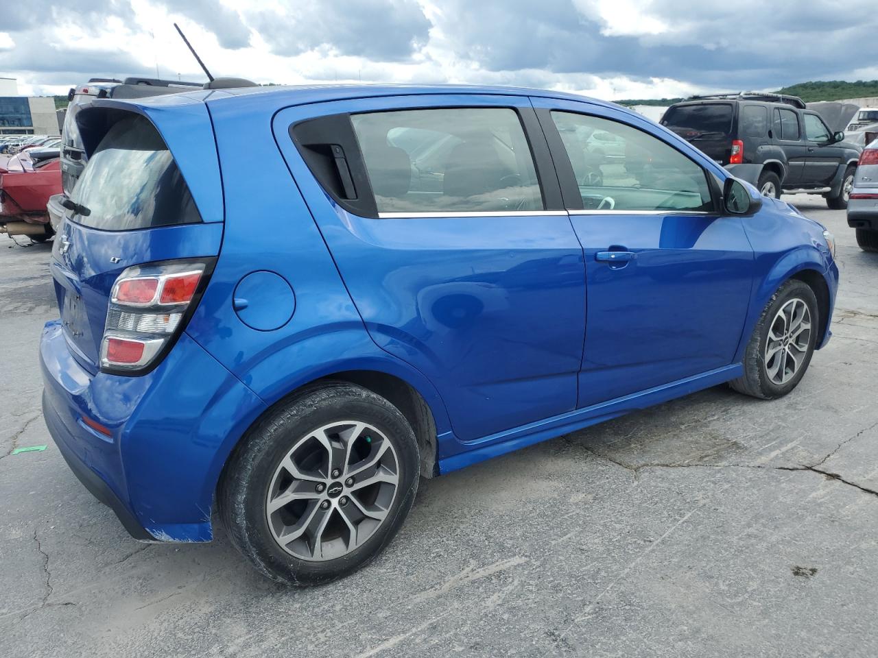 Photo 2 VIN: 1G1JD6SH8J4113616 - CHEVROLET SONIC 