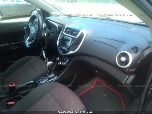 Photo 4 VIN: 1G1JD6SHXJ4105582 - CHEVROLET SONIC 