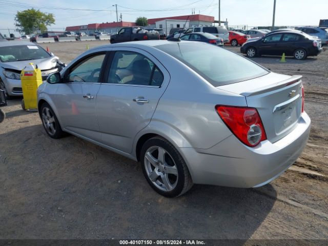 Photo 2 VIN: 1G1JE5SB0F4164327 - CHEVROLET SONIC 