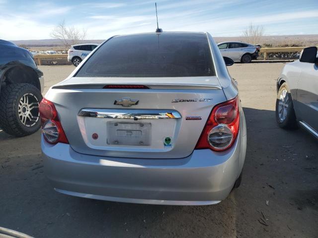 Photo 5 VIN: 1G1JE5SB0G4136755 - CHEVROLET SONIC LTZ 