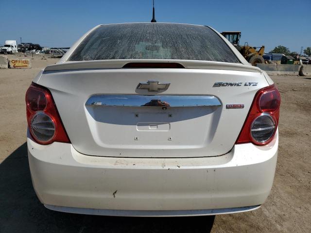 Photo 5 VIN: 1G1JE5SB1E4101445 - CHEVROLET SONIC 