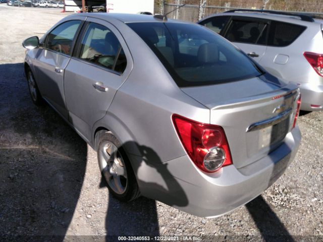 Photo 2 VIN: 1G1JE5SB1F4108431 - CHEVROLET SONIC 