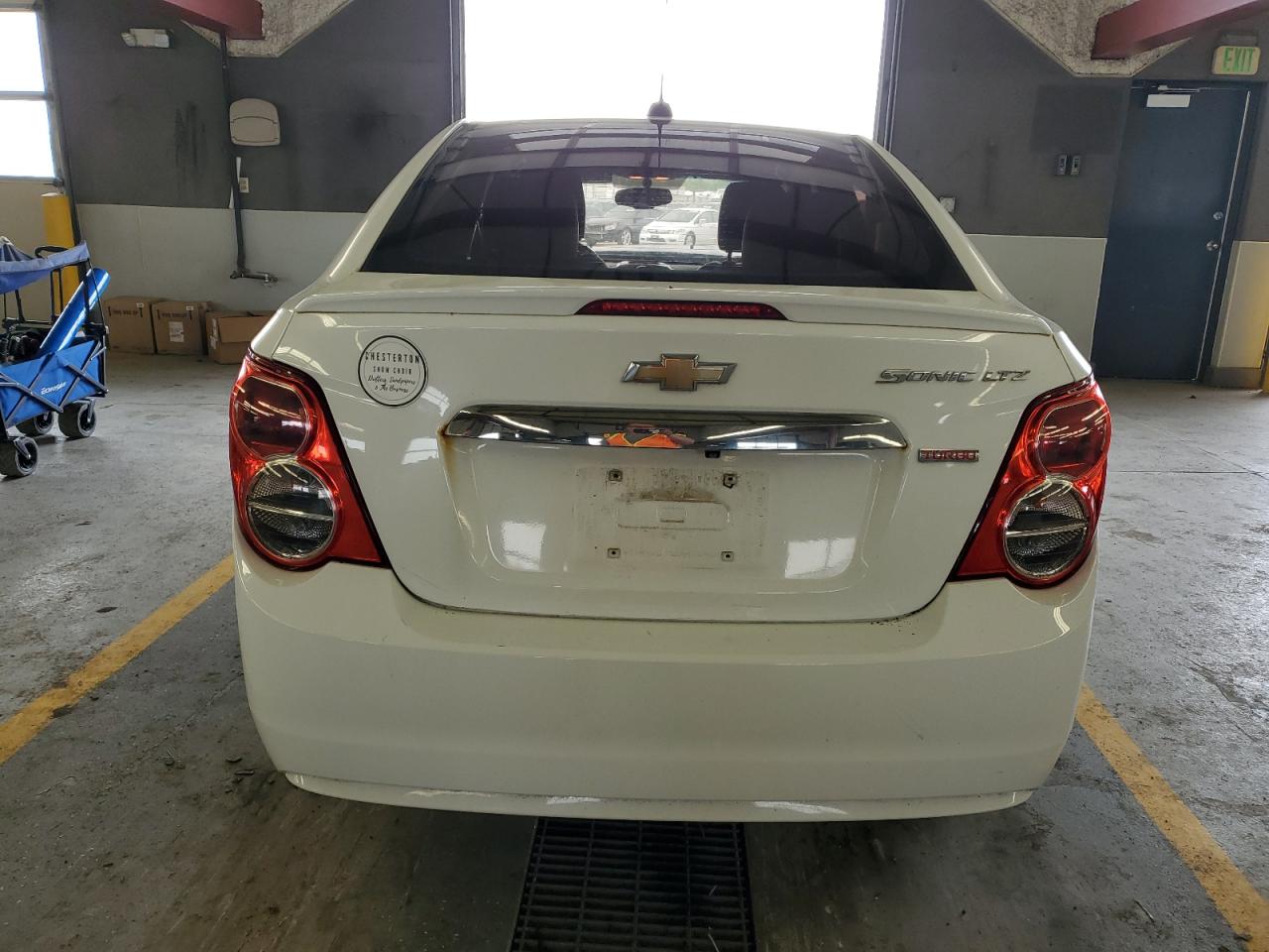 Photo 5 VIN: 1G1JE5SB1F4120823 - CHEVROLET SONIC 