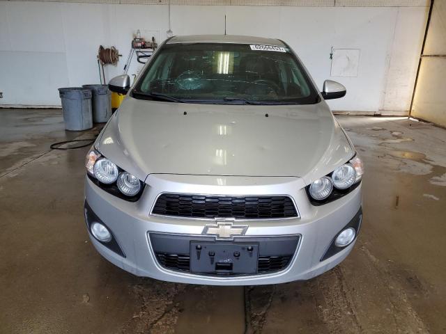 Photo 4 VIN: 1G1JE5SB1F4185266 - CHEVROLET SONIC LTZ 