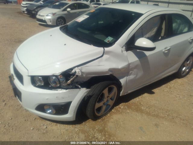 Photo 5 VIN: 1G1JE5SB1F4189446 - CHEVROLET SONIC 