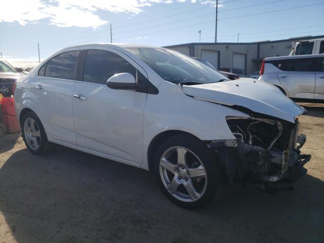 Photo 3 VIN: 1G1JE5SB1G4135582 - CHEVROLET SONIC LTZ 